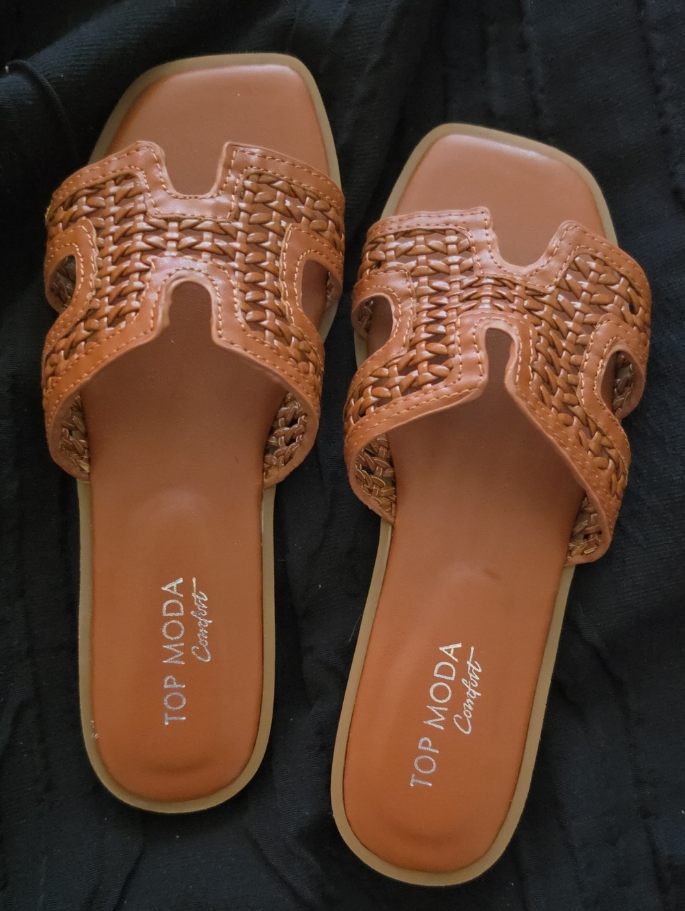 TOP Moda Brown Woven Slide Sandals